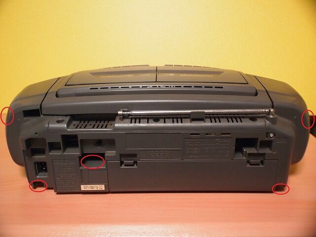 Panasonic ラジカセ RX-DT35 の分解清掃です・・・orz