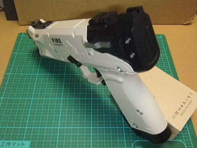 ナーフタイプトイガン 「火凤凰（FIRE PHOENIX）ハンドガン」 の紹介