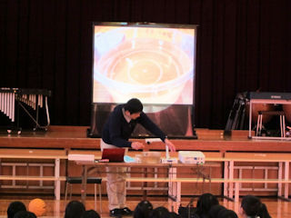 学校朝会
