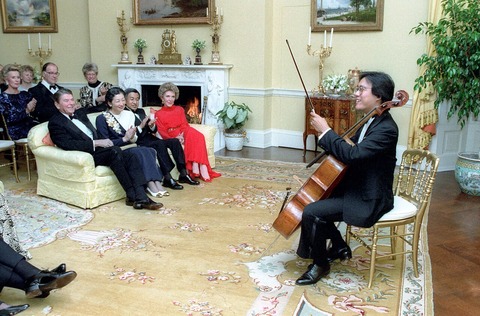 Yo-Yo_Ma_performs_for_President_Ronald_Reagan