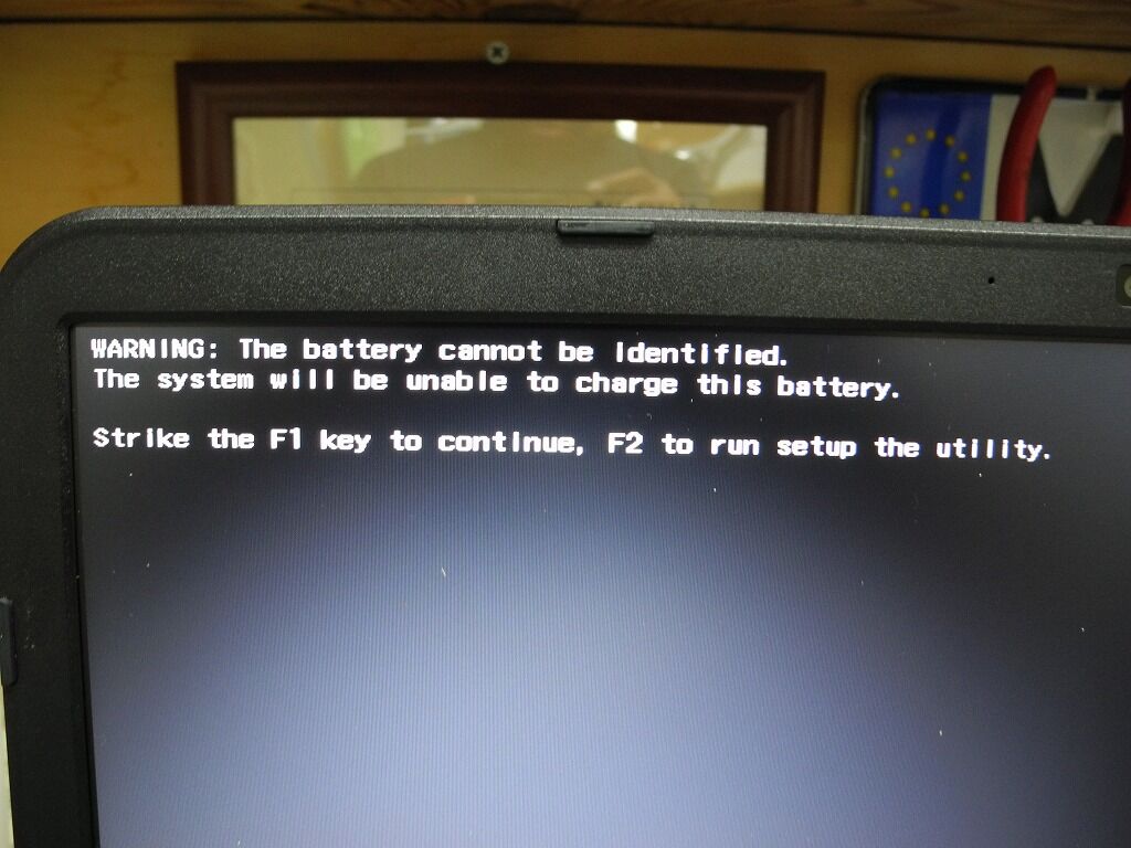 バッテリーエラーで起動できないノートパソコンの修理 : 湘南のパソコン修理専門店 下田商会 0466-48-2386