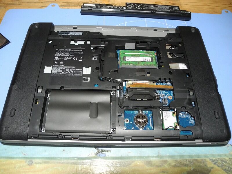 Hp製ノートパソコン Probook450g1 内蔵電池交換作業 湘南のパソコン修理専門店 下田商会 0466 48 2386 Hp製ノートパソコン Probook450g1 内蔵電池交換作業 湘南のパソコン修理専門店 下田商会 0466 48 2386