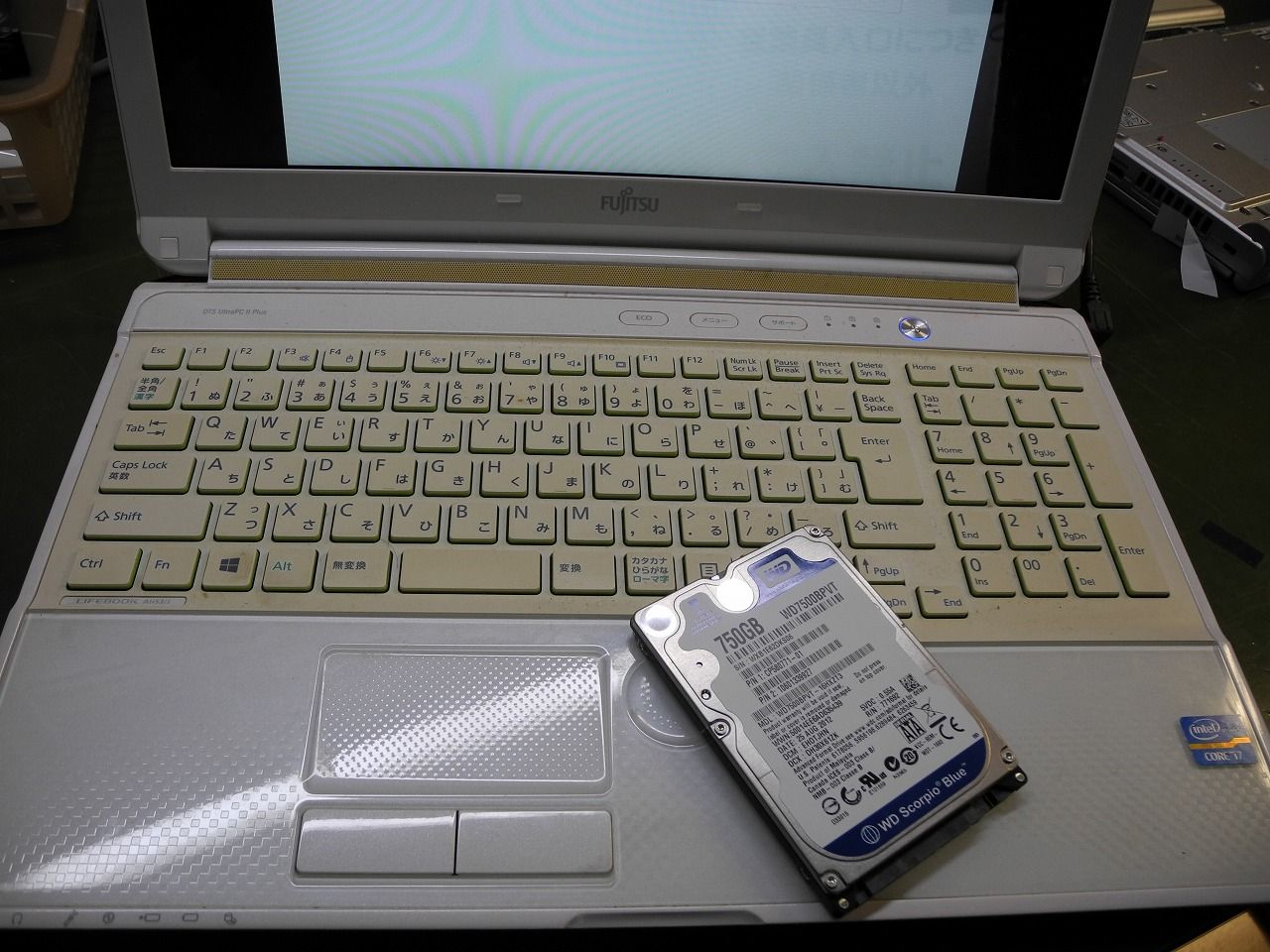 Fujitsu製ノートパソコン Lifebook Ah53 J ハードディスク交換修理 湘南のパソコン修理専門店 下田商会 0466 48 2386 Fujitsu製ノートパソコン Lifebook Ah53 J ハードディスク交換修理 湘南のパソコン修理専門店 下田商会 0466 48 2386