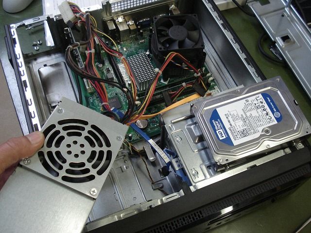 Dell Vostro 230 電源が入らない メーカー修理出来ない 湘南のパソコン修理専門店 下田商会 0466 48 2386