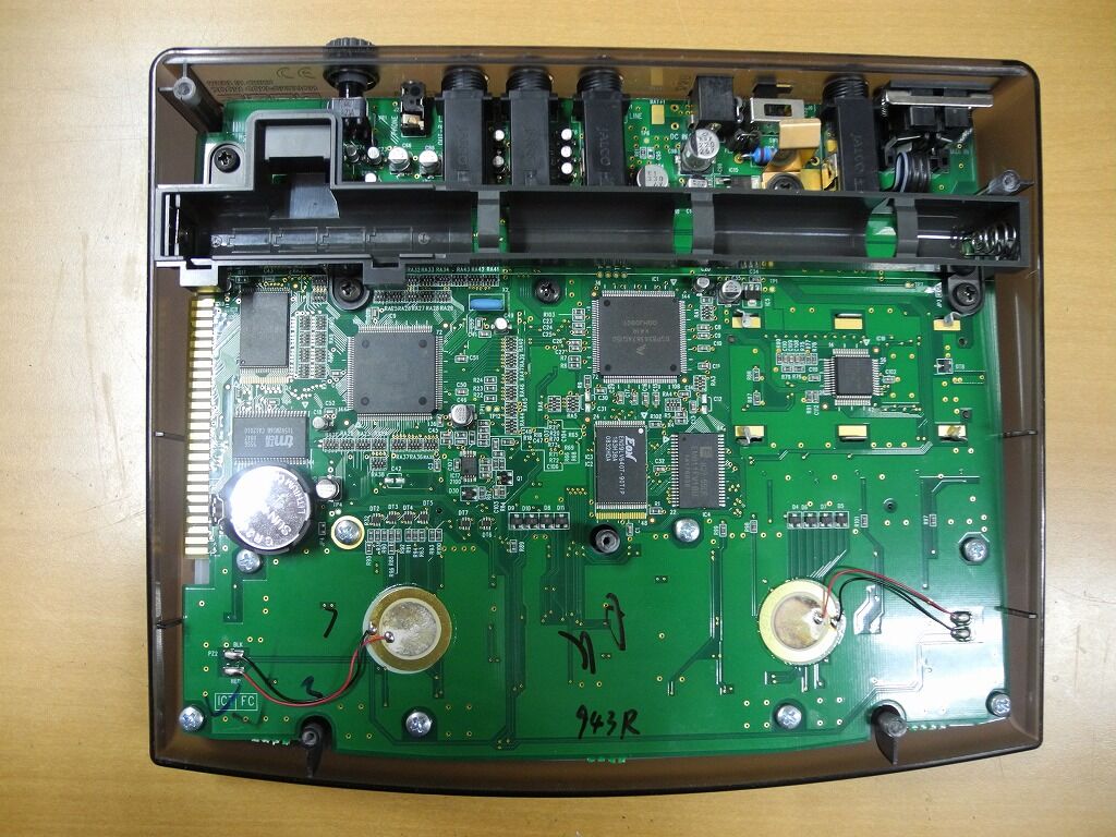 ZOOM Rhythmtrak RT-223 リズムマシン？ドラムマシン？修理作業 : 湘南