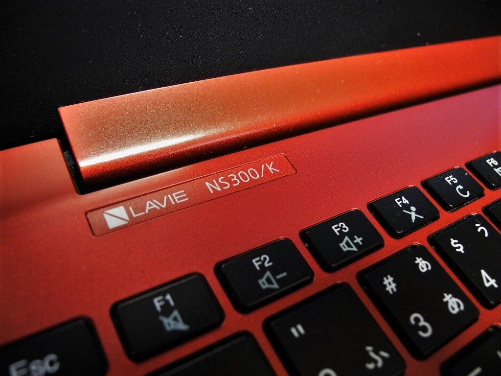 ノートパソコン　lavie NS300/K