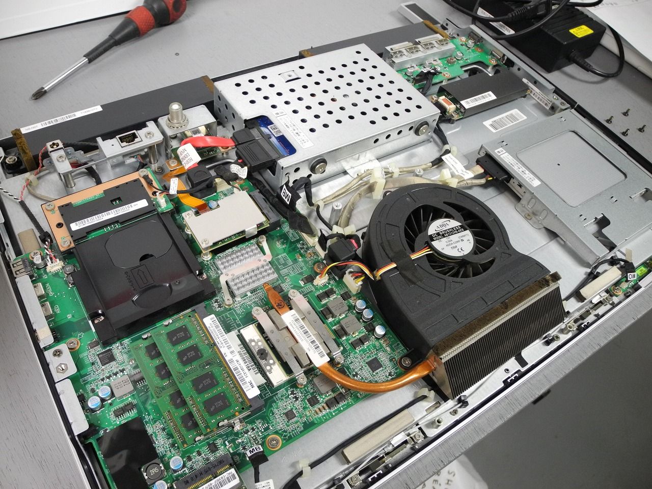 NEC LAVIE 液晶一体型 パソコン（B1） NEC LAVIE 液晶一体型 パソコン