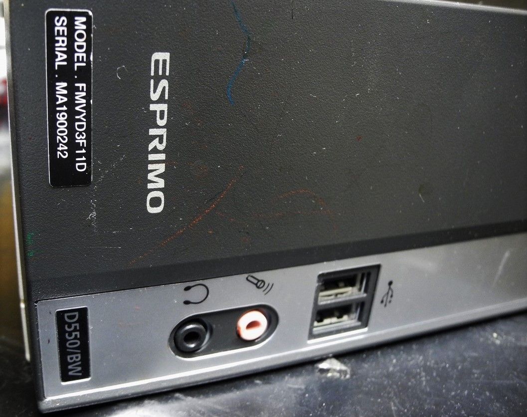 Fujitsu Esprimo D550 Bwハードディスク交換作業 湘南のパソコン修理専門店 下田商会 0466 48 2386