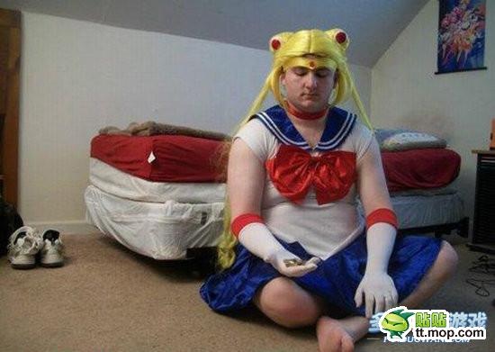 画像 外人のおっさんがセーラームーンのコスプレしてるのってなんかいいよな アルファちゃんねる 画像 外人のおっさんがセーラームーンのコスプレしてるのってなんかいいよな アルファちゃんねる