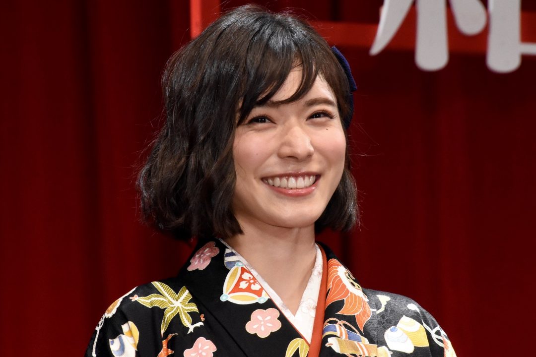 松岡茉優の腹筋がスゴイ!!1か月で作られたトレーニング方法とは 