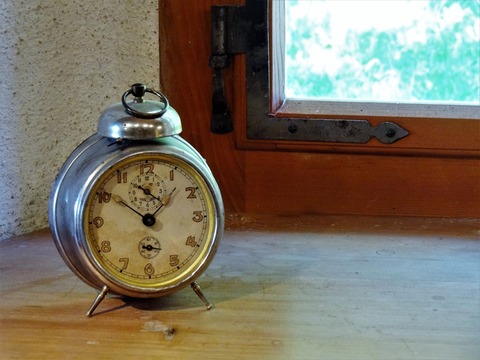 alarm-clock-1953417_1920