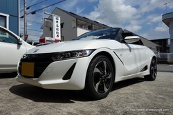 HONDA S660¤Î½ãÀµ¥¹¥Ô¡¼¥«¡¼¤Ë¡¢¥¹¡¼¥Ñ¡¼¥Ç¥Ã¥É¥Ë¥ó¥°»Ü¹©¡£»³·Á¸©