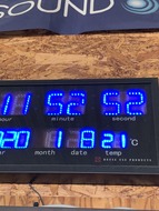 ������1��Ȥϻפ��ʤ����餤�뤤�Ǥ���