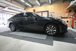 ²¬»³¸©ÁÒÉ߻Ԥè¤ê¤ª±Û¤·¤ÎTOYOTA Mark X¤Ë¡¢¥¹¡¼¥Ñ¡¼¥Ç¥Ã¥É¥Ë¥ó¥°»Ü¹©¡£