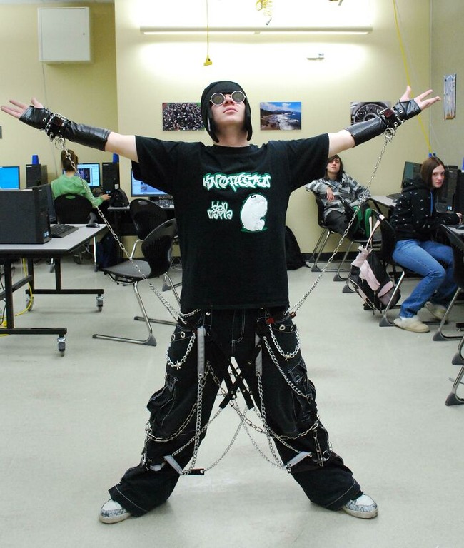 6287a6601163d_ikn4u88eh4y71__700