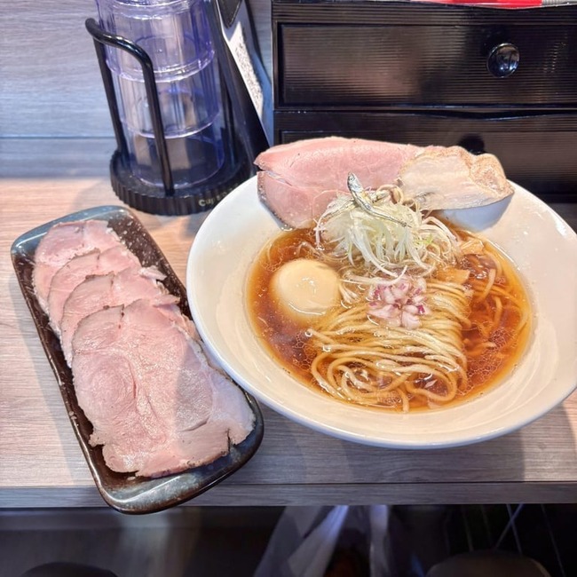 2q2xcwr8w0se1