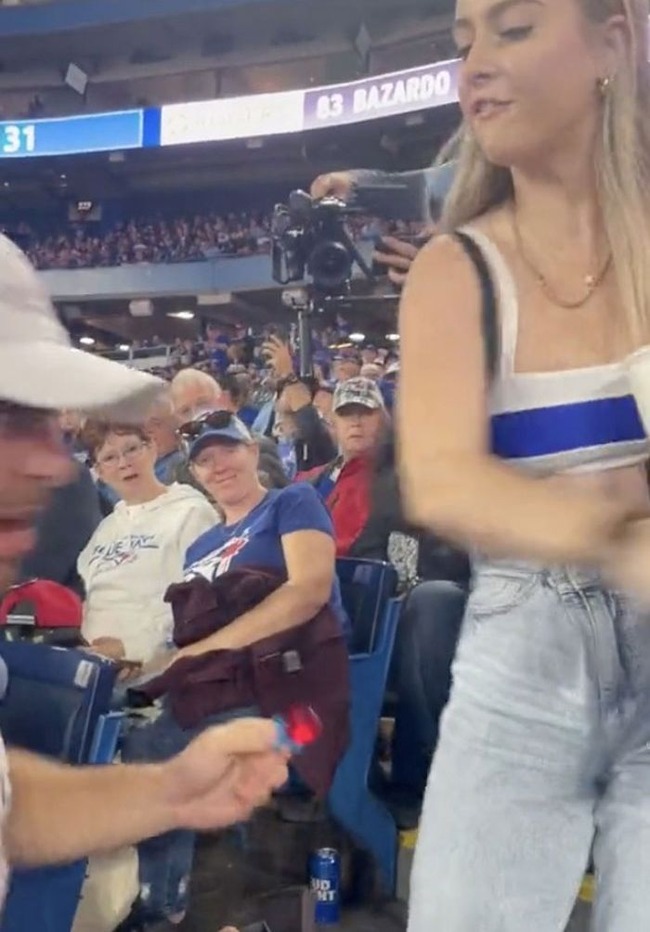 thats-it-im-proposal-shaming-1-643cfa3cf109b__700