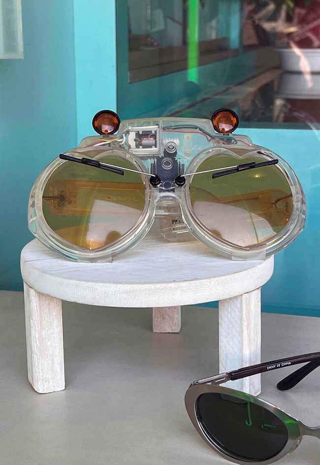 funny-glasses-pictures-53-6580407ea5f76__700