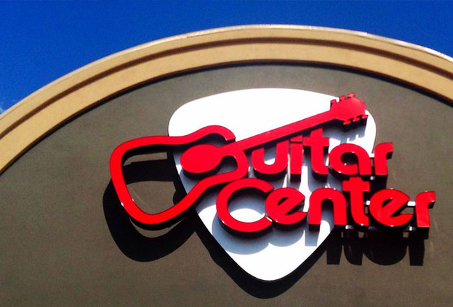 surprising-companies-still-in-business1-65363a0b4f2df__700