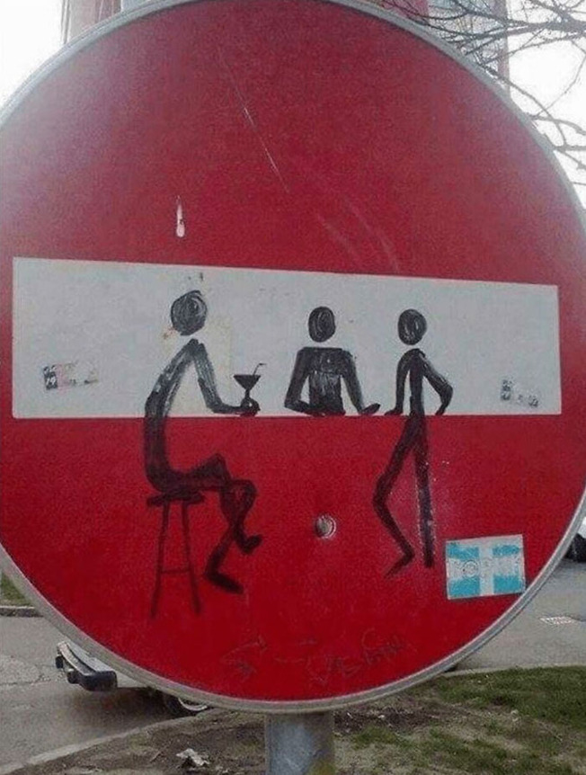 mildly-vandalized-pics-6-623d8018ac1ff__700