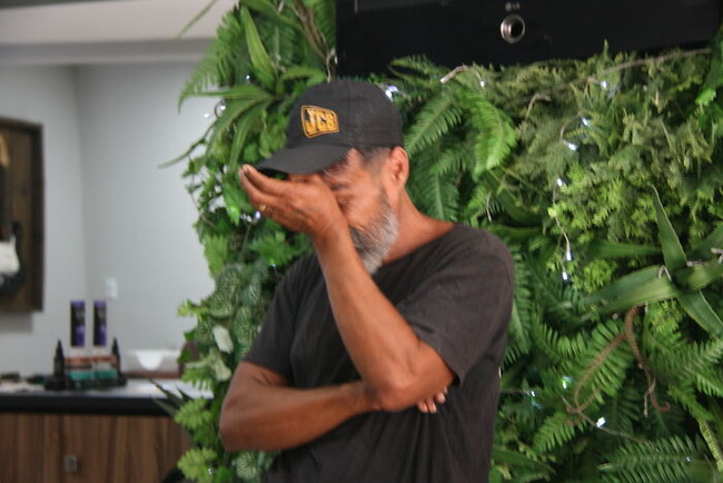 homeless-man-transformation-viral-family-finds