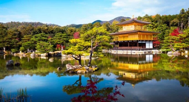 Kinkakuji-Far-Shot-Pond-830x450