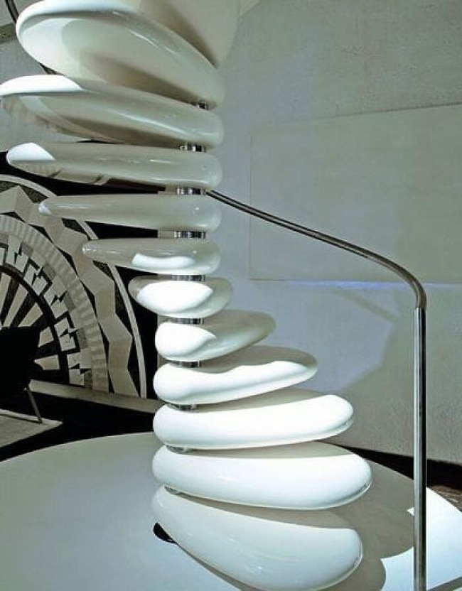 funny-dangerous-stairs-designs-649401c568a1d__700