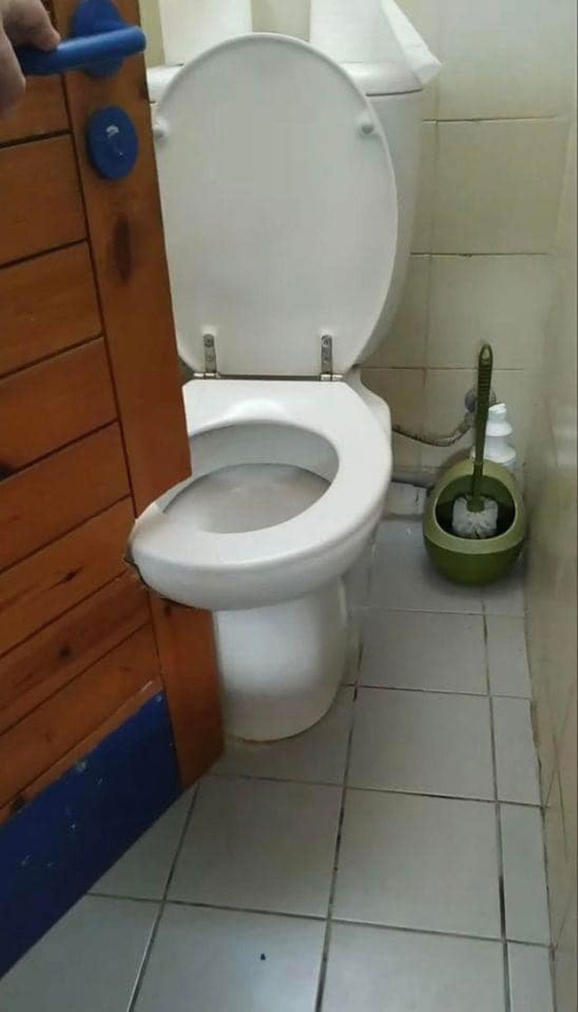 funny-bad-architecture-pictures-55-629e02fb9a0cf__700