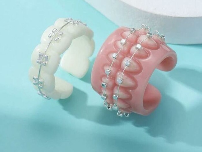 weird-fashion-shein-64831bc1d5c6d__700