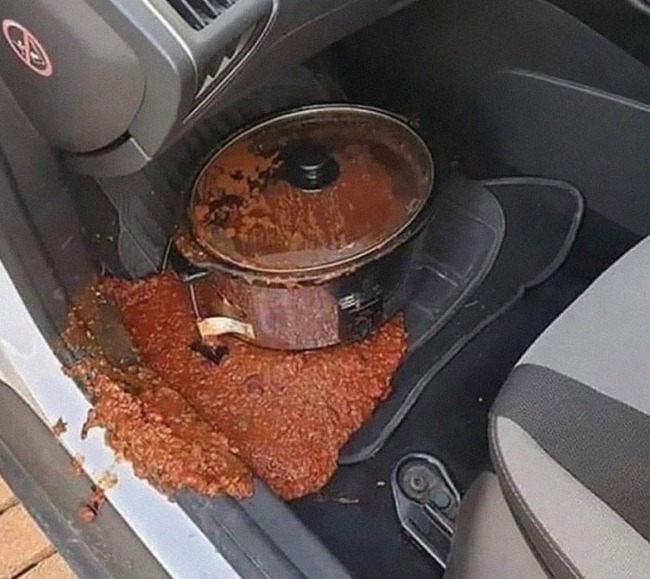 chaotic-food-funny-pics-2-656711a65c985__700