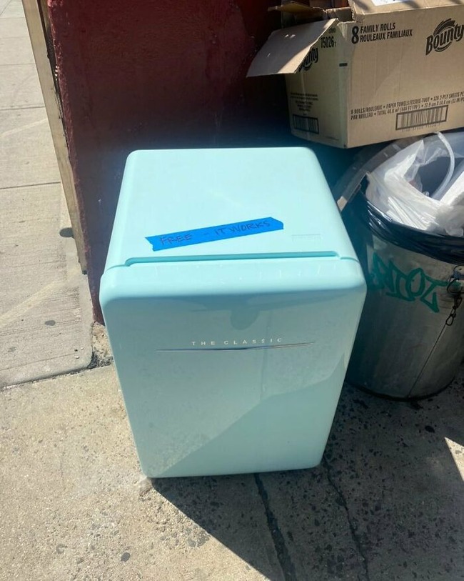 ChfdKFJOO9j-png__700