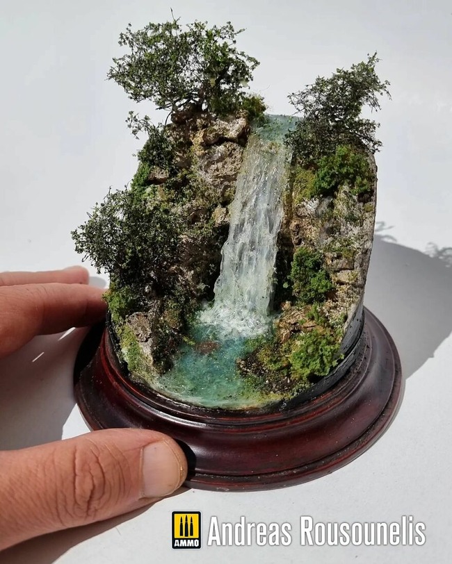 Abandoned-baroque-living-room-63ce5d9a32600__880