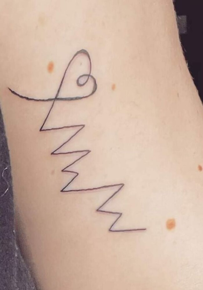 bad-tattoos-inkshaming-6409b2a0ed569__700