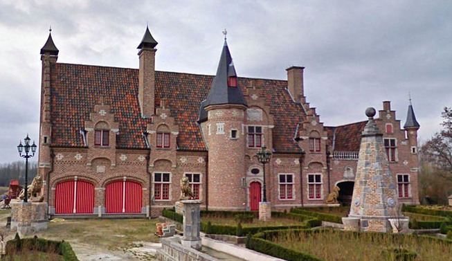 ugly-belgian-houses-7-5cab0a119963d__700