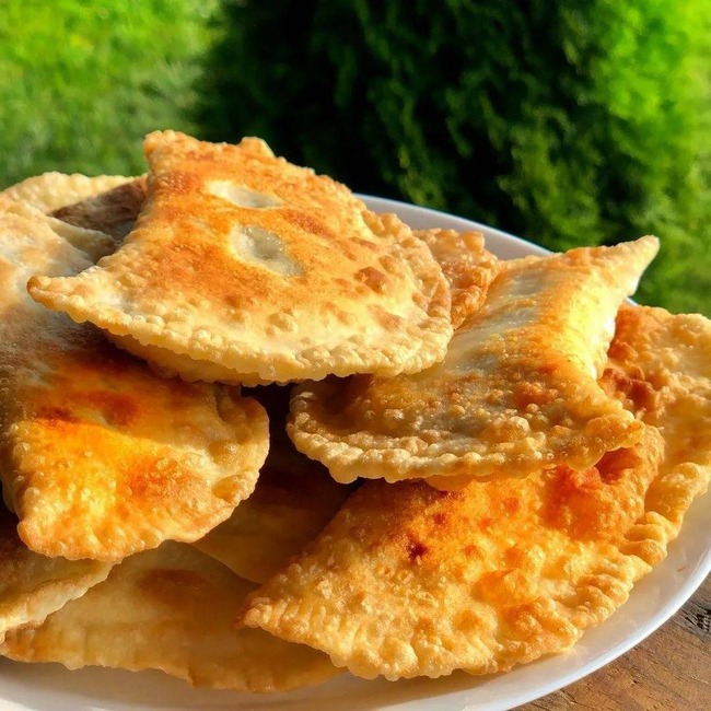 1693392819441285 (1)