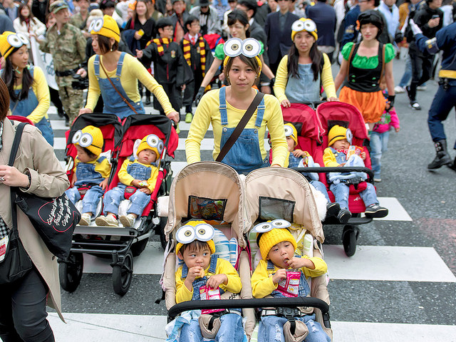 30024728674_747415be87_z