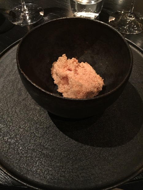 08 - 039Scallop dried for two days039