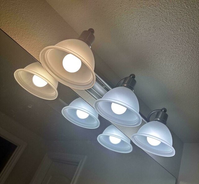 6879f7343774d_v1tegknbns1e1-jpeg__700