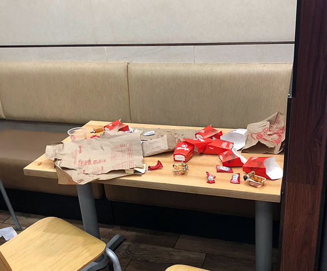 infuriating-lazy-people-44-654c903ebd1a4__700