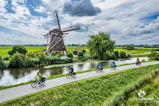 windmills-along-dutch-cycle-rout