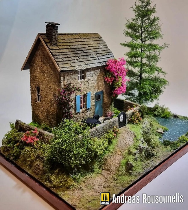 Abandoned-baroque-living-room-63ce5dabf28d9__880