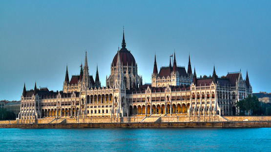 hungarian_parliament_building_by_faith3ight-d45oxeq