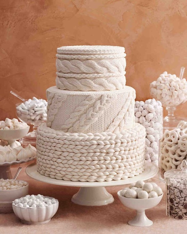 wedding-cakes-88-5f6c800e5fd9d__700 (1)