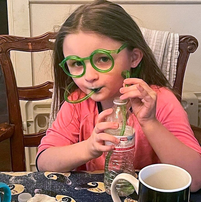 funny-glasses-pictures-46-6580415a8a4d6__700