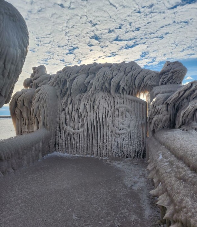 63bff84d6e868_freezing-temperature-cold-winter-pics