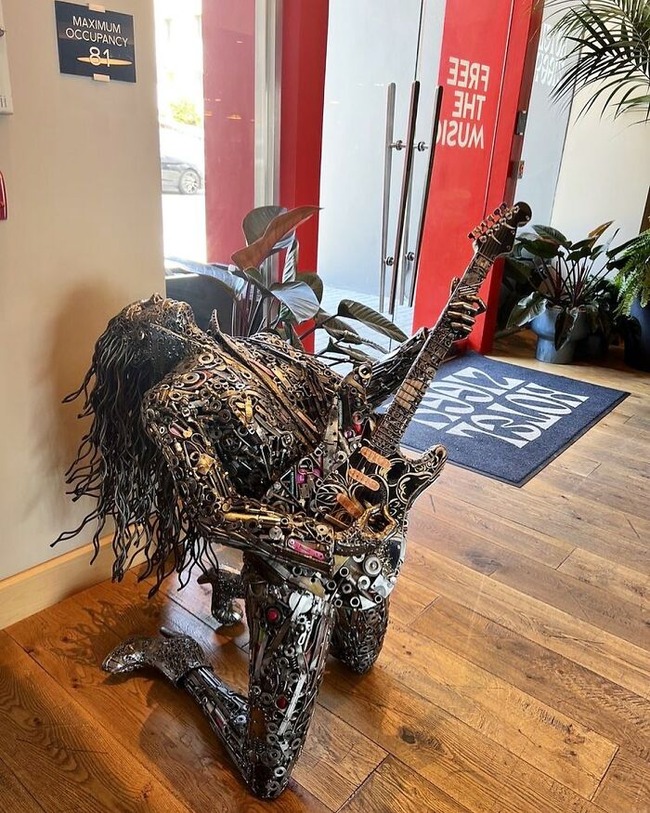 sculptures-reclaimed-materials-brian-mock