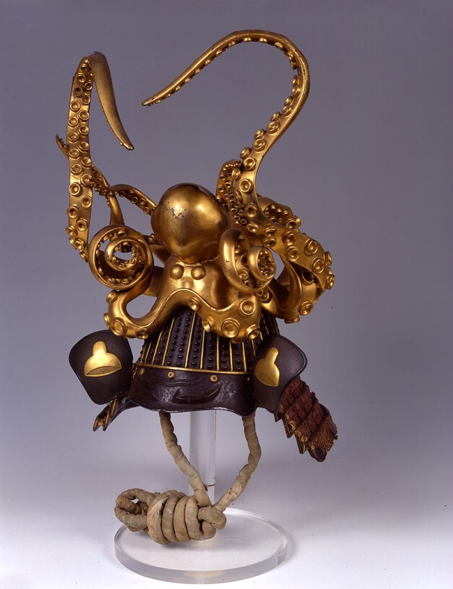 helmet-octopus-helmet-900x1170