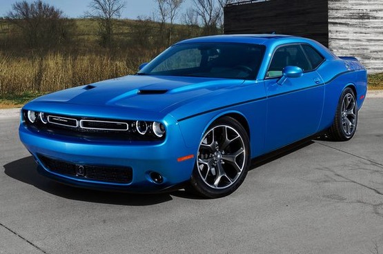 2015-Dodge-Challenger-SXT-Plus-Motor-Trend-homepage-image