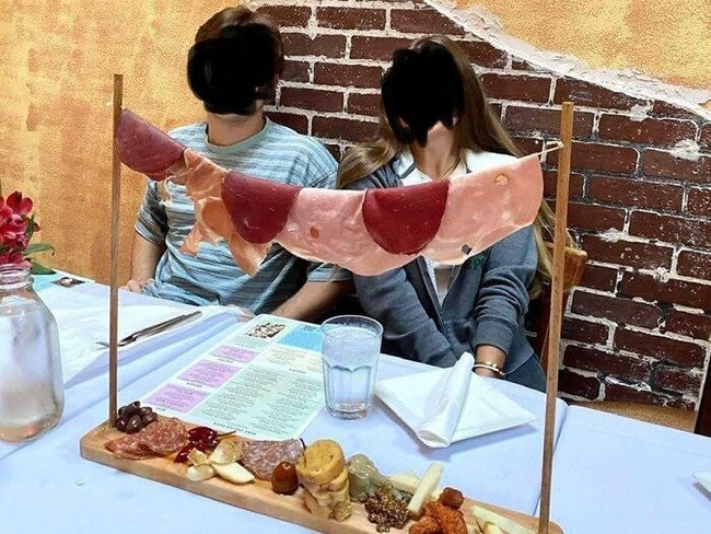 64639968e5f28_ridiculous-fancy-restaurant-foods