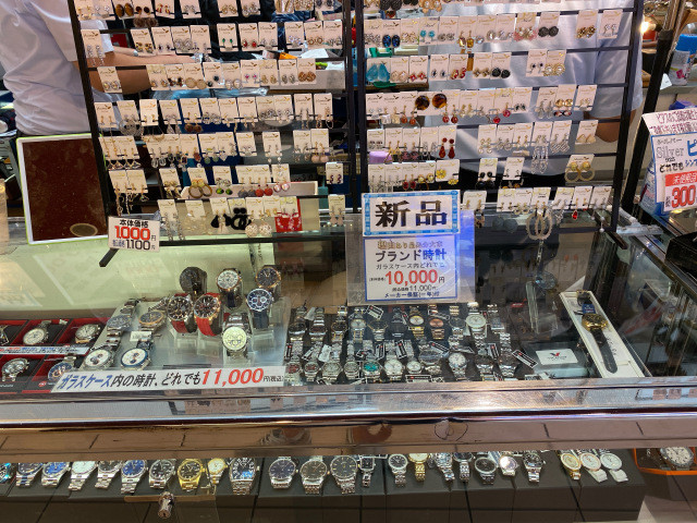 7777